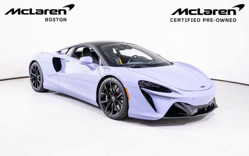 2023 McLaren Artura Performance