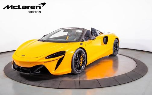 2025 McLaren Artura Performance