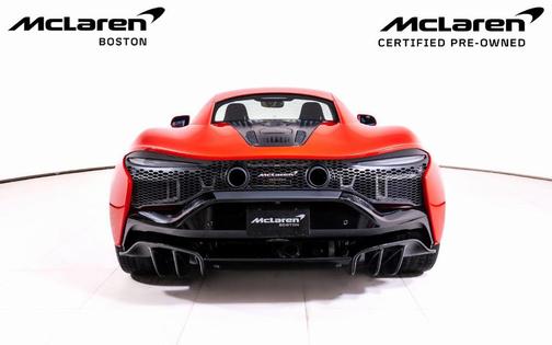 2024 McLaren Artura Base