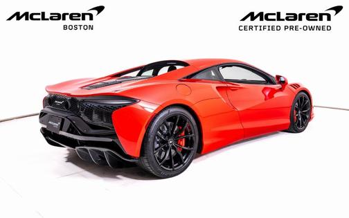 2024 McLaren Artura Base