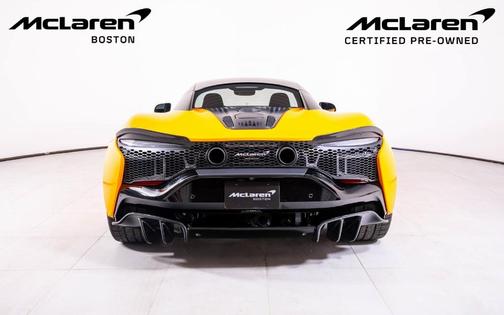 2024 McLaren Artura Performance