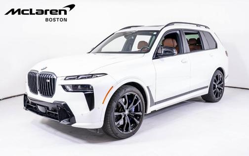 2023 BMW X7 M60i