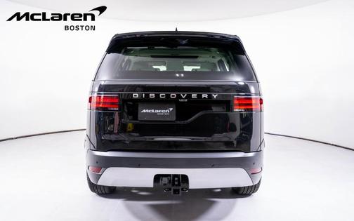 2025 Land Rover Discovery P300 S