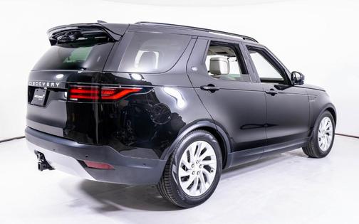 2025 Land Rover Discovery P300 S