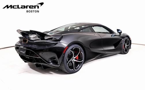 2025 McLaren 750S Base