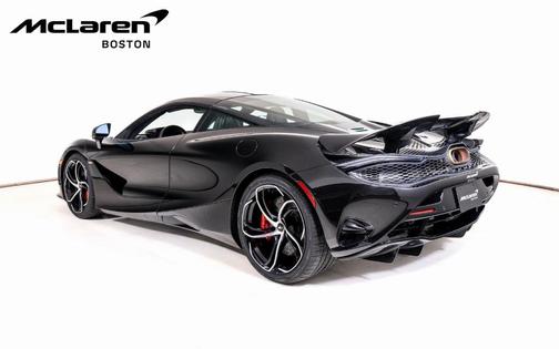 2025 McLaren 750S Base
