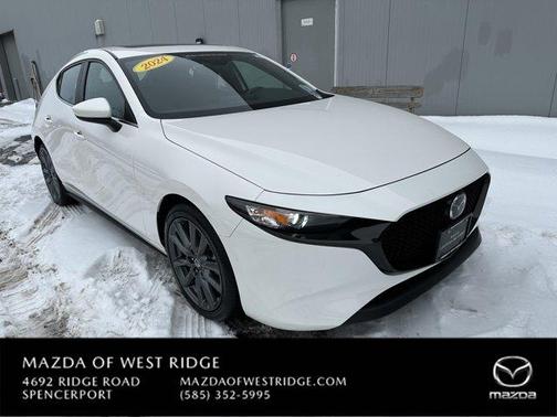 2024 Mazda Mazda3 FWD w/Preferred Package