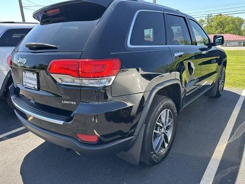 Diamond Black 2017 Jeep Grand Cherokee Limited