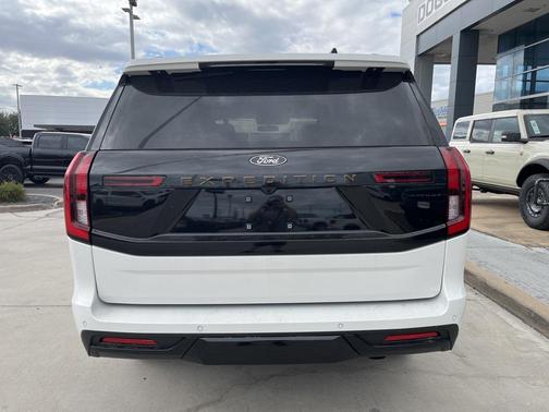 2025 Ford Expedition Tremor