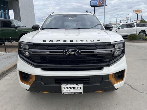 2025 Ford Expedition Tremor