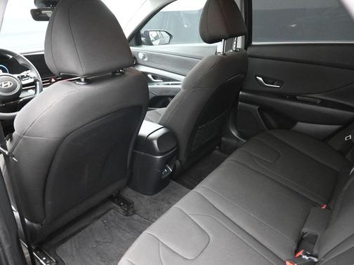 Abyss Black 2025 Hyundai ELANTRA SEL