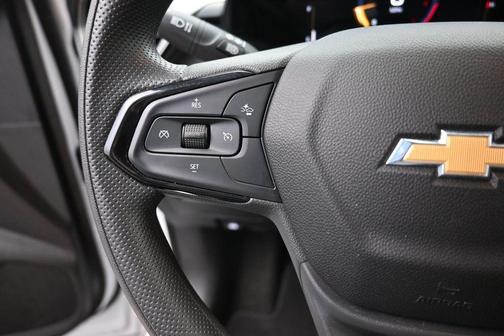 Summit White 2025 Chevrolet Trailblazer LT