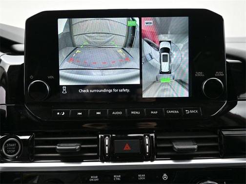 2024 Nissan Pathfinder SL FWD