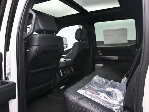 Star White Metallic Tri-Coat 2026 Ford F-450 Platinum