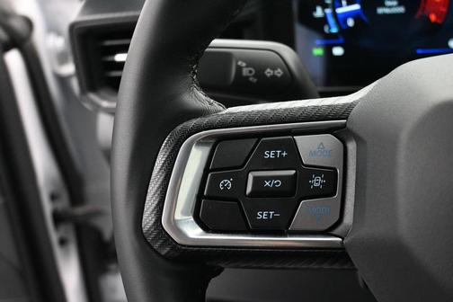 OXFORD WHITE 2025 Ford Mustang GT