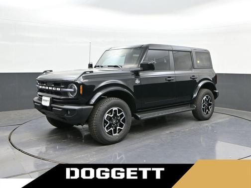 Shadow Black 2026 Ford Bronco Outer Banks