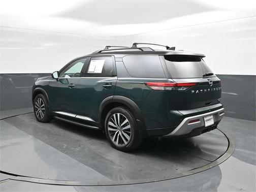2022 Nissan Pathfinder Platinum 4WD
