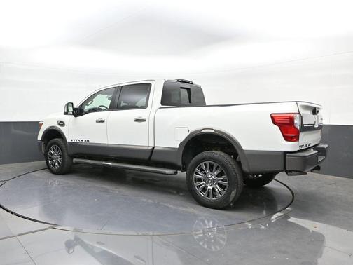 Pearl White 2018 Nissan Titan XD Platinum Reserve