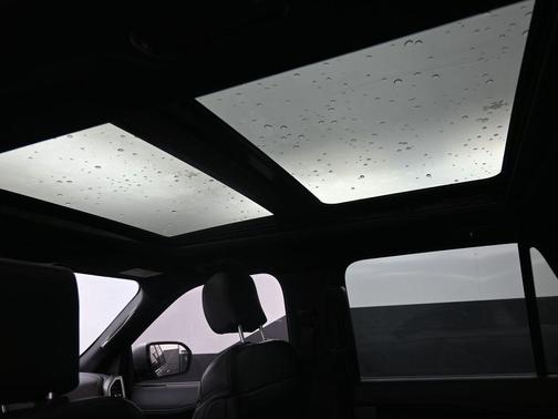 ICONIC SILVER METALLIC 2020 Ford Expedition XLT