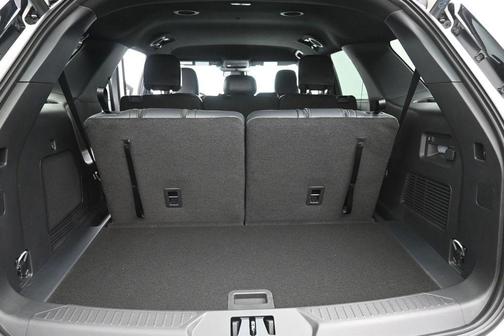 STAR WHITE MET TRI-COAT 2026 Ford Explorer ST-Line