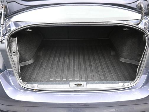 Carbide Gray Metallic 2017 Subaru Legacy Premium