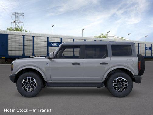 Avalanche Gray 2026 Ford Bronco Outer Banks