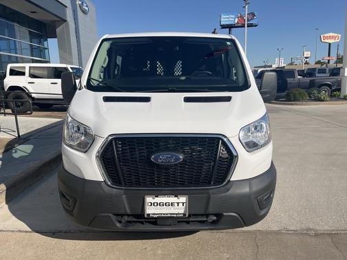 2022 Ford Transit-250 Base