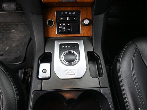 2015 Land Rover LR4 Base
