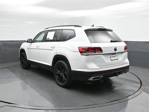2022 Volkswagen Atlas 3.6L SE w/Technology