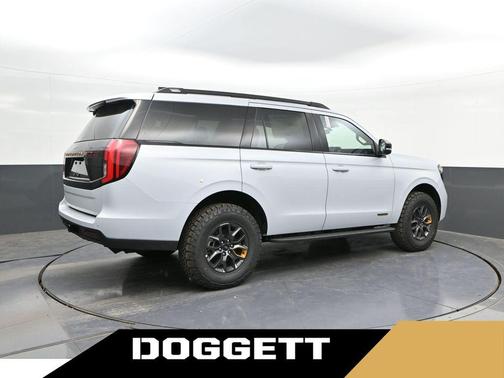 Space Silver Metallic 2026 Ford Expedition Tremor