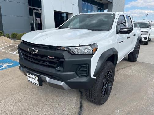 2024 Chevrolet Colorado TRAIL BOSS