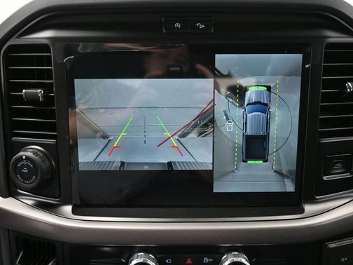 AGATE BLACK METALLIC 2026 Ford F-150 XLT