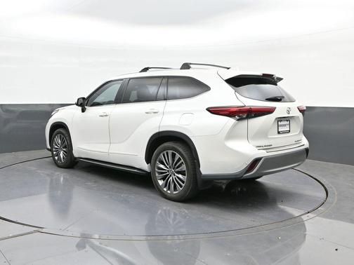 2020 Toyota Highlander Platinum