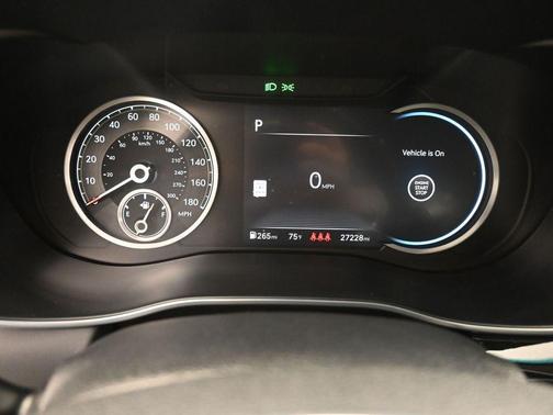 2025 Genesis G70 2.5T AWD