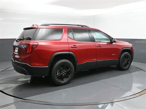 2022 GMC Acadia AWD AT4