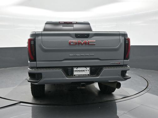 2024 GMC Sierra 2500 AT4