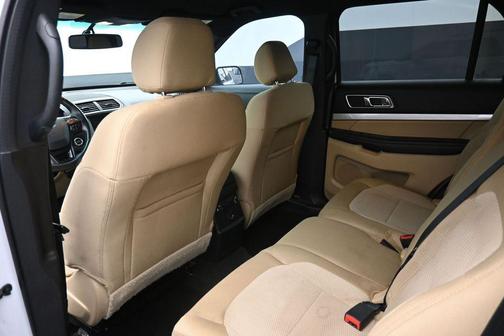 OXFORD WHITE 2016 Ford Explorer XLT