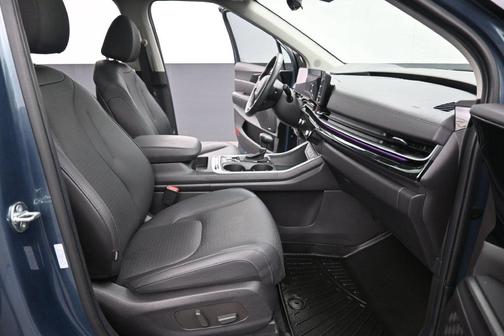 Astra Blue 2025 Kia Carnival SX Prestige