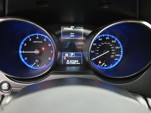 Carbide Gray Metallic 2017 Subaru Legacy Premium
