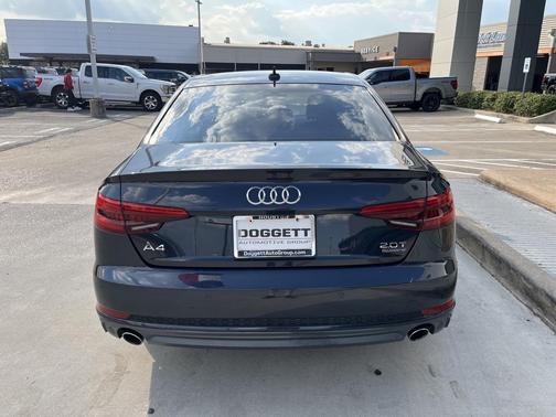 2017 Audi A4 2.0T Prestige