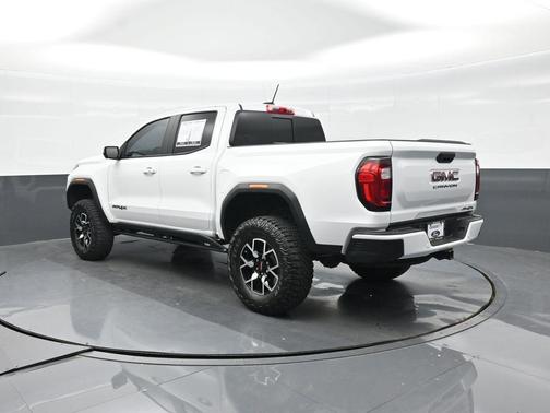 2024 GMC Canyon AT4X