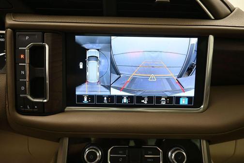 White Frost Tricoat 2021 GMC Yukon XL Denali