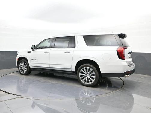 White Frost Tricoat 2021 GMC Yukon XL Denali