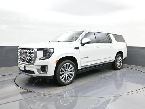 White Frost Tricoat 2021 GMC Yukon XL Denali