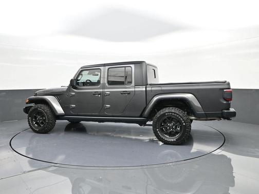 2024 Jeep Gladiator Willys