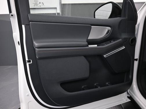 2025 Ford Expedition Max Active 4x2