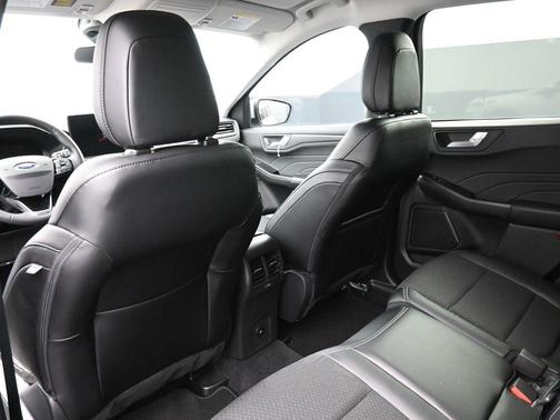 2025 Ford Escape PHEV SE