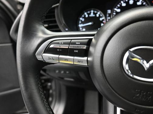 2023 Mazda CX-30 2.5 S Preferred Package