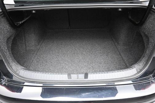 Deep Black Pearl 2025 Volkswagen Jetta 1.5T S