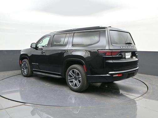 2024 Jeep Wagoneer Series II 4x2